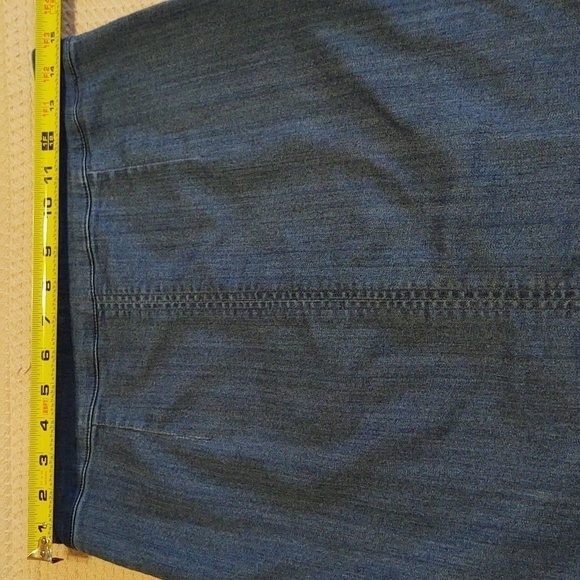 Blashe Women’s Denim Skirt - Picture 4 of 6